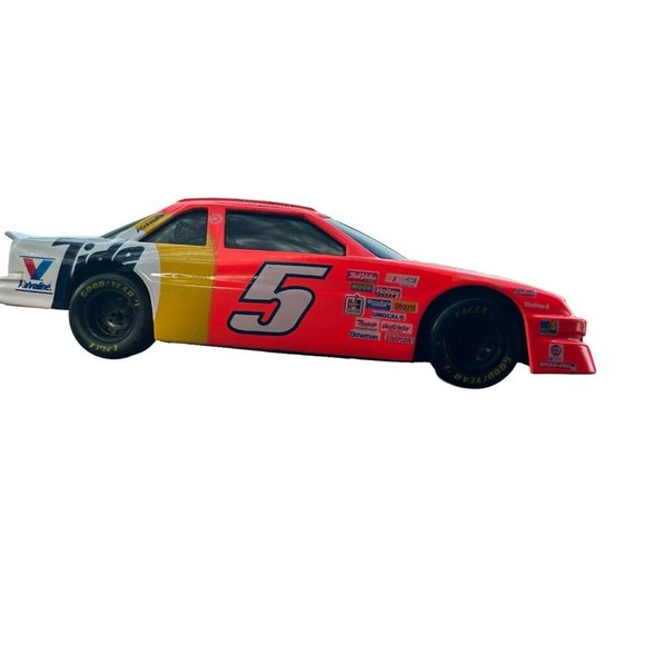 Ricky Rudd #5 Tide Laundry Detergent 1995 Chevrolet Lumina Die-Cast 1:24 Bank - Picture 10 of 16